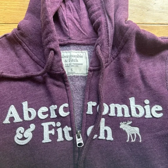 Abercrombie & Fitch Zip-Up Hoodie - Picture 3 of 4